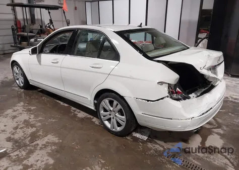 2011 Mercedes-Benz C 300 Luxury 4Matic from USA, damaged, VIN WDDGF8BB9BR165561